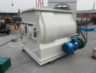 Double shaft mixer for